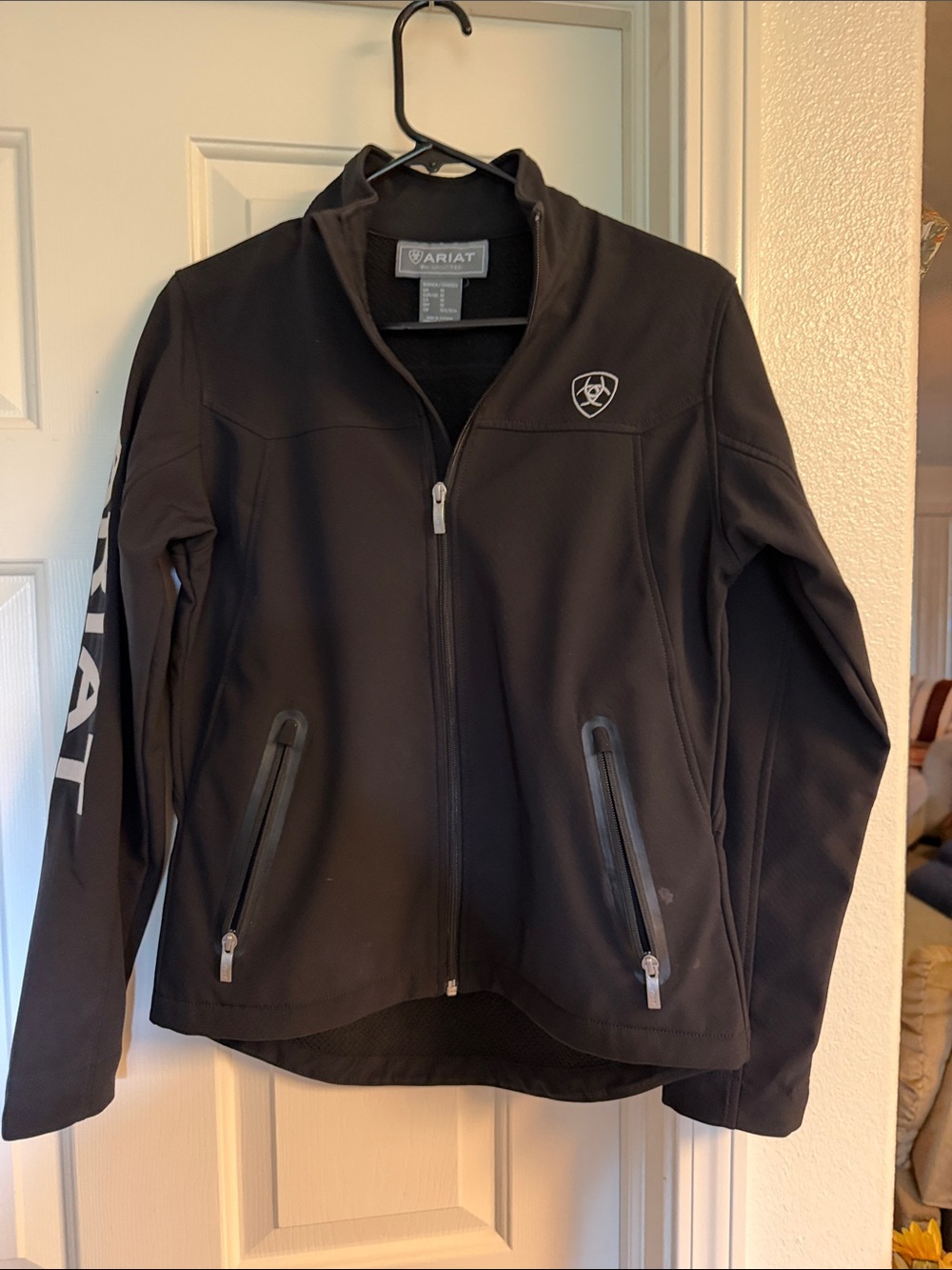 Ariat Black Utility Softshell Jacket with Sleeve Logo